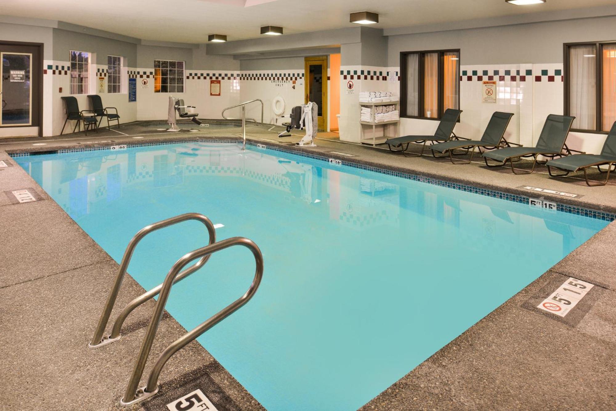 Holiday Inn Express Hotel & Suites Portland - Jantzen Beach By Ihg Εξωτερικό φωτογραφία